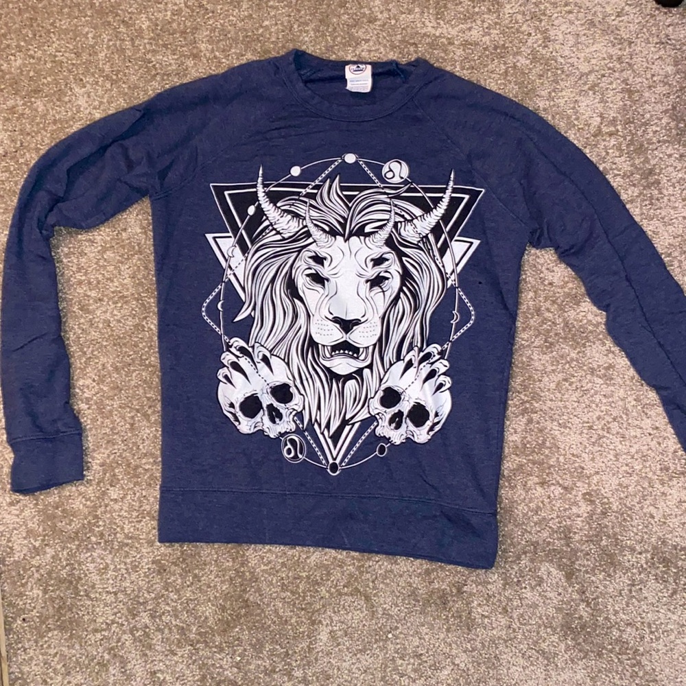 Unisex fit LEO lightweight crew neck (made by artist)